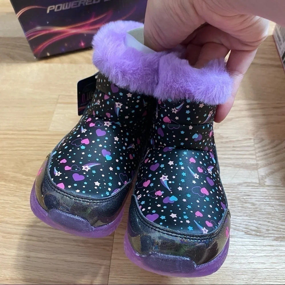 Skechers Water Repellant Light Up Winter Boots NEW Black Star Print 8 9